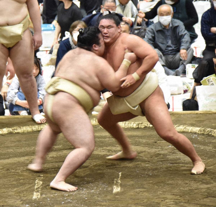 精力的な稽古が目立つ大関・豊昇龍