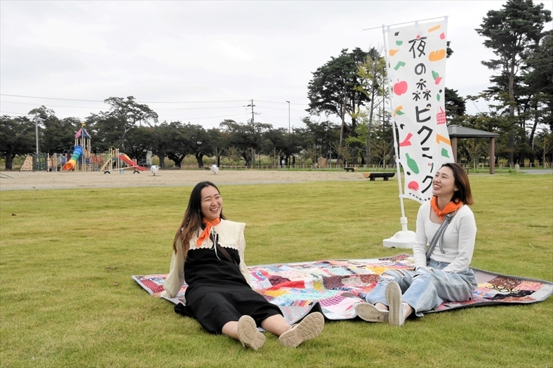 子どもたちでにぎわった夜の森公園の風景をまた見たいと話す遠藤さん（右）と日向さん