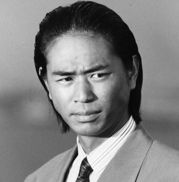 俳優の時任三郎(1990年撮影)