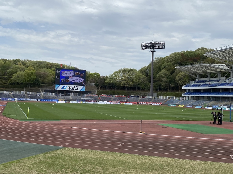 町田GIONスタジアム（うらけん / PIXTA）