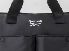 宝島社「Reebok 4WAY HELMET BAG BOOK」（出典：Amazon）