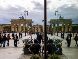 Germany’s failure to sustain momentum is having a growing impact on its labor market. Photographer: Krisztian Bocsi/Bloomberg