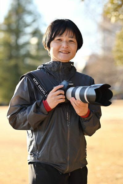 現在はカメラマンとして働く石田郁子さん=１月、東京都新宿区(柴田正晃さん撮影)