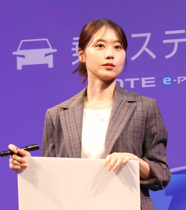 「日産ノートe-POWER乗りステーション発表会」に出席した有村架純（カメラ・有野　博幸）