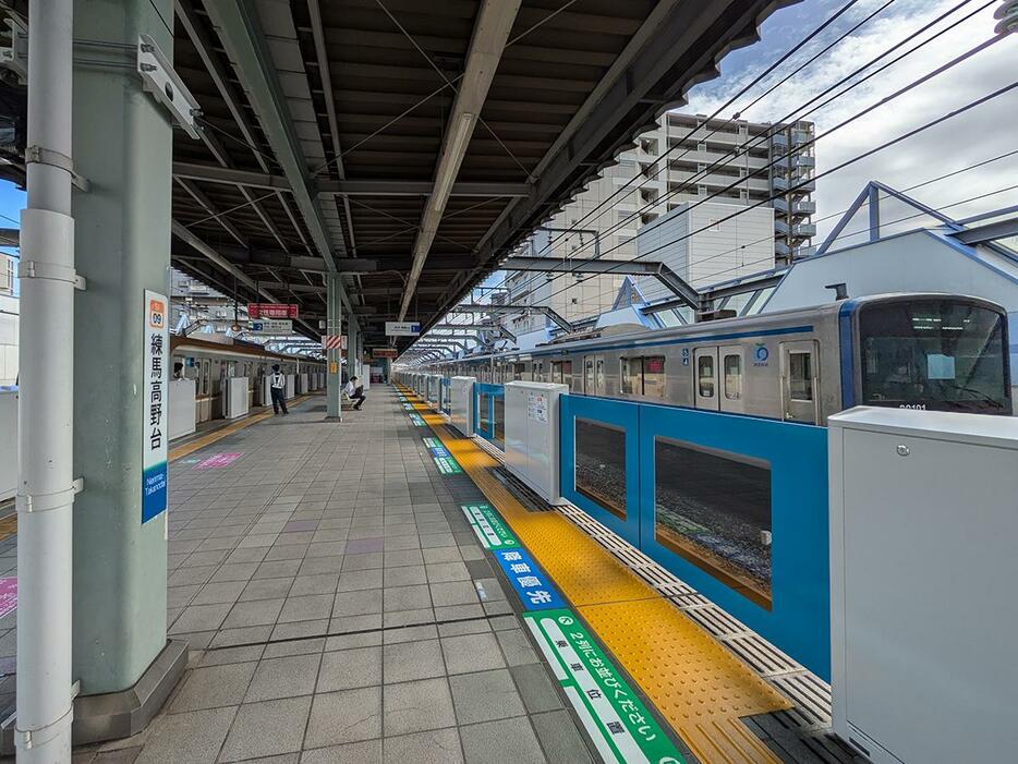 練馬高野台駅に設置されたホームドア