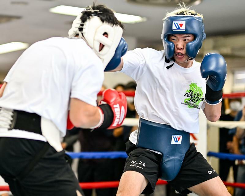 那須川天心がガチの公開スパーを披露した（写真・山口裕朗）