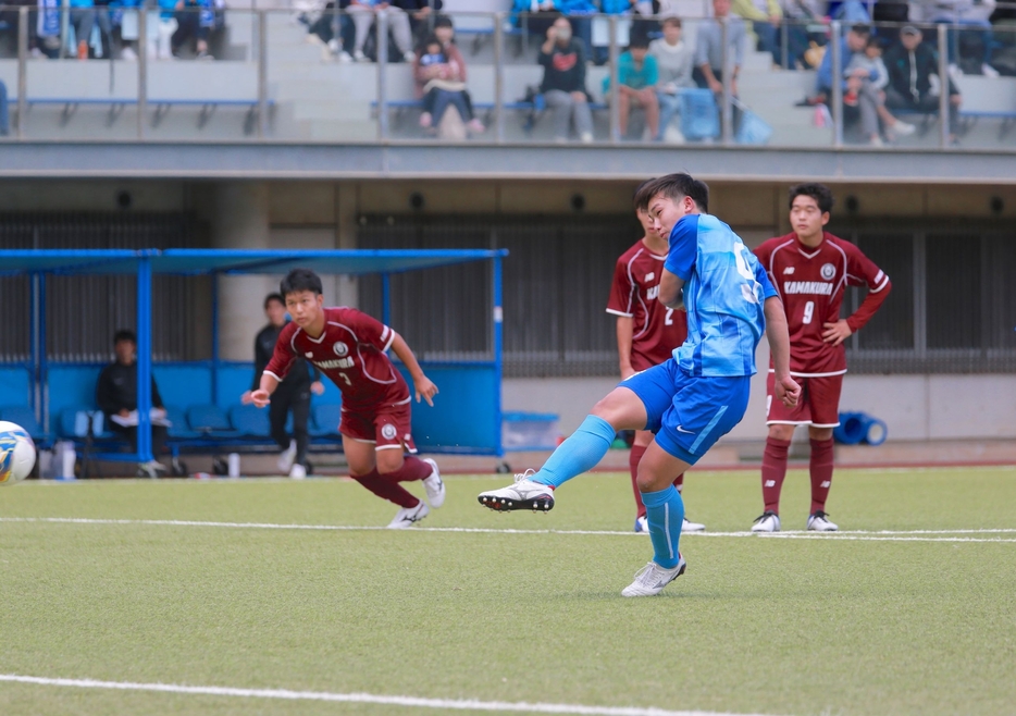 FW9丸茂晴翔がPKを決める(写真＝K,Nishiyama)