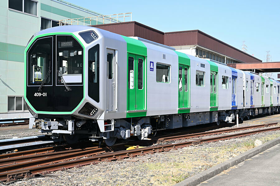 2023年に運行スタートした「Osaka Metro」中央線の新型車両400系