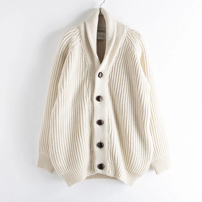 WILKINSON CARDIGAN　42,900円（税込）