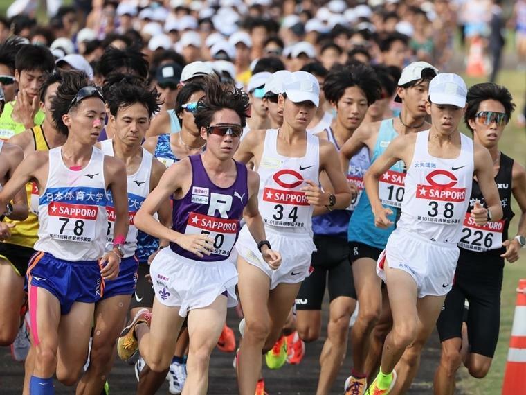 第101回箱根駅伝予選会で力走する各校の選手たち（撮影・吉田耕一郎）