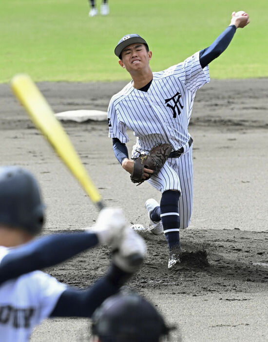 常葉菊川―中京　相手打線を1失点で完投。適時打を放ち投打で活躍した常葉大菊川の大村＝草薙球場