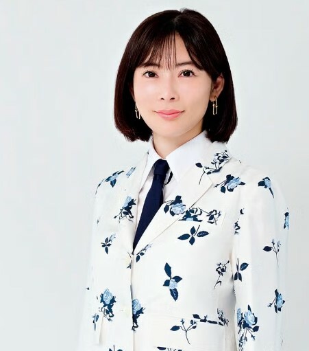 馬渕磨理子（MARIKO MABUCHI）経済アナリスト。京都大学公共政策大学院修士課程修了。一般社団法人日本金融経済研究所代表理事。TV番組のレギュラー出演や討論番組の出演など多彩に活躍中。You Tubeチャンネル『馬渕磨理子の株式クラブ』主宰。