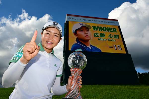 ツアー初優勝を飾った佐藤心結（写真：Getty Images）