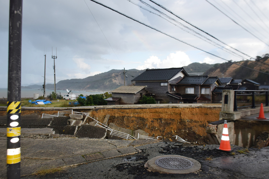 ９月の豪雨災害等の爪痕が残る被災地＝１１日、石川県珠洲市