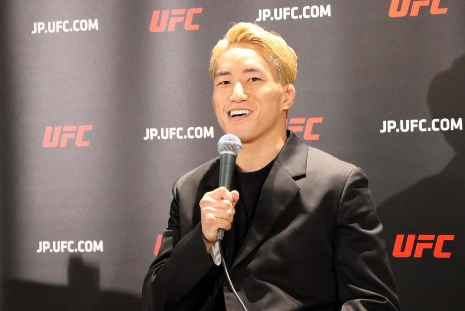 RIZINバンタム級王者の朝倉は、UFCではフライ級に参戦する