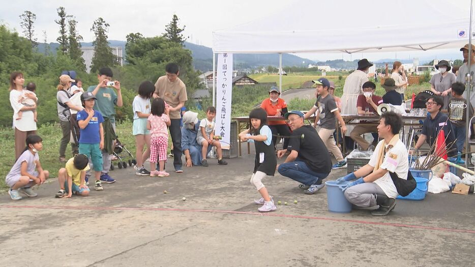 「摘果リンゴ飛ばし大会」（2023年7月）