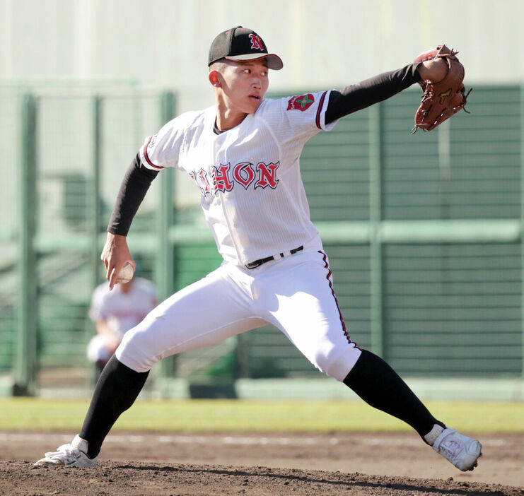 ４回無失点と好投した日大山形・本田聖