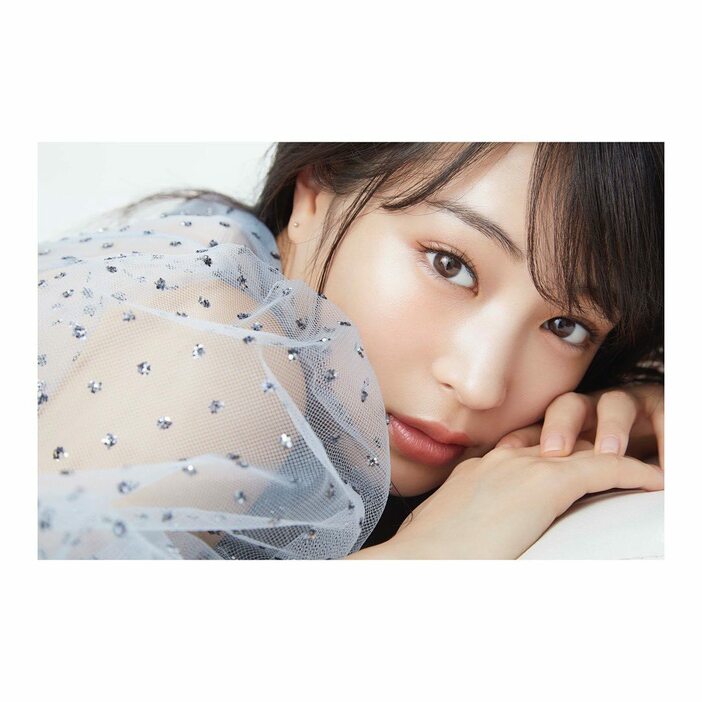 広瀬すず(インスタグラムsuzu.hirose.official)より