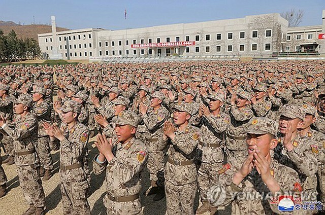 北朝鮮軍の兵士（資料写真）＝（朝鮮中央通信＝聯合ニュース）≪転載・転用禁止≫