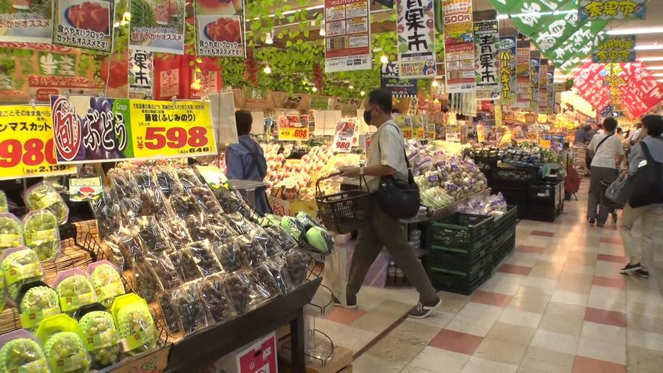 生鮮食品の販売も