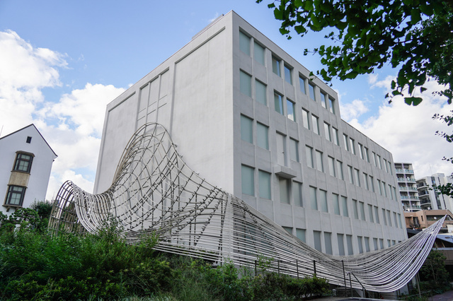 早稲田大学 国際文学館(村上春樹ライブラリー)/photo by gettyimages