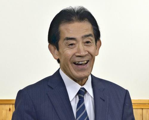 逢沢一郎氏