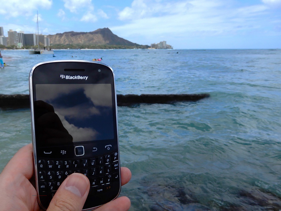 ハワイ旅行初日にiPhoneを失くしBlackBerryでしのいだ思い出