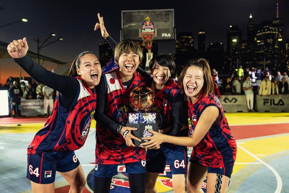 「Red Bull Half Court 2024 World Final」で、日本代表として参加したTOKYO VERDY(女子)が優勝