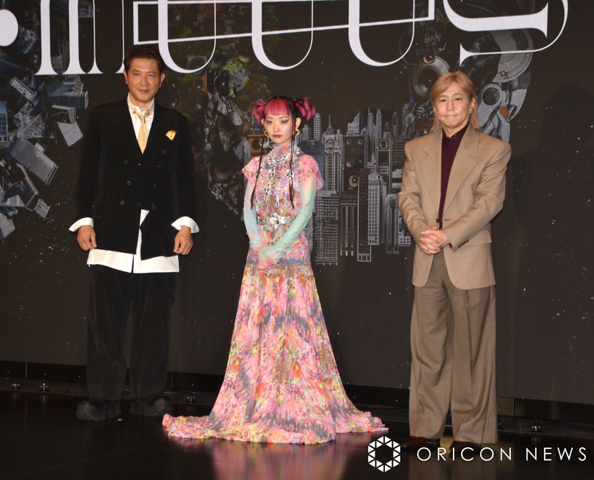 小室哲哉との対面を喜んだ別所哲也（左）（C）ORICON NewS inc.