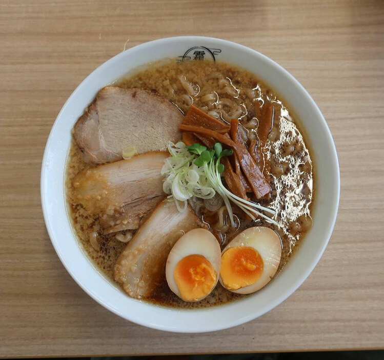 仙台屈指の実力店、今年オープンしたばかりの「麺屋 霜月」。