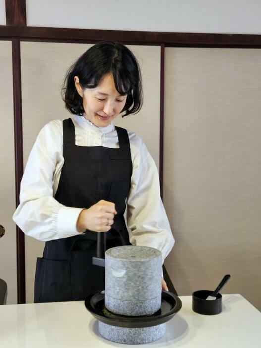 店主の石井衣美さん