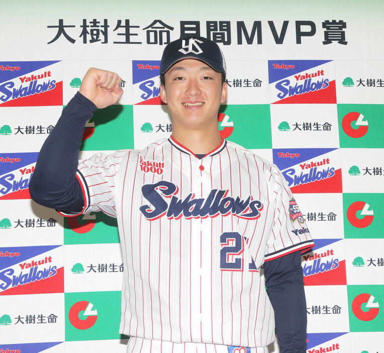 ９、１０月の月間MVPを受賞した吉村貢司郎（カメラ・池内　雅彦）