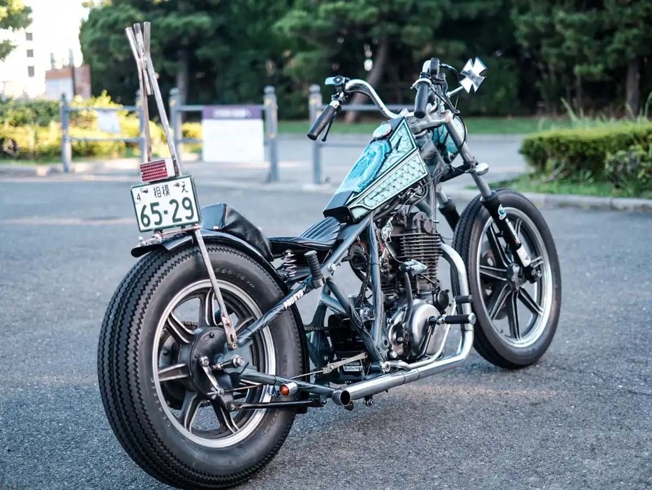 第19回NEW ORDER CHOPPER SHOWで展示されたショーバイクYAMAHA SR400チョッパーを紹介