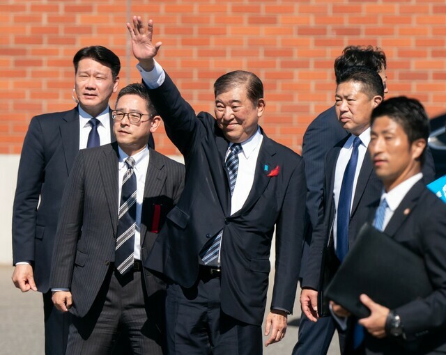 選挙運動は過熱して　photo by gettyimages