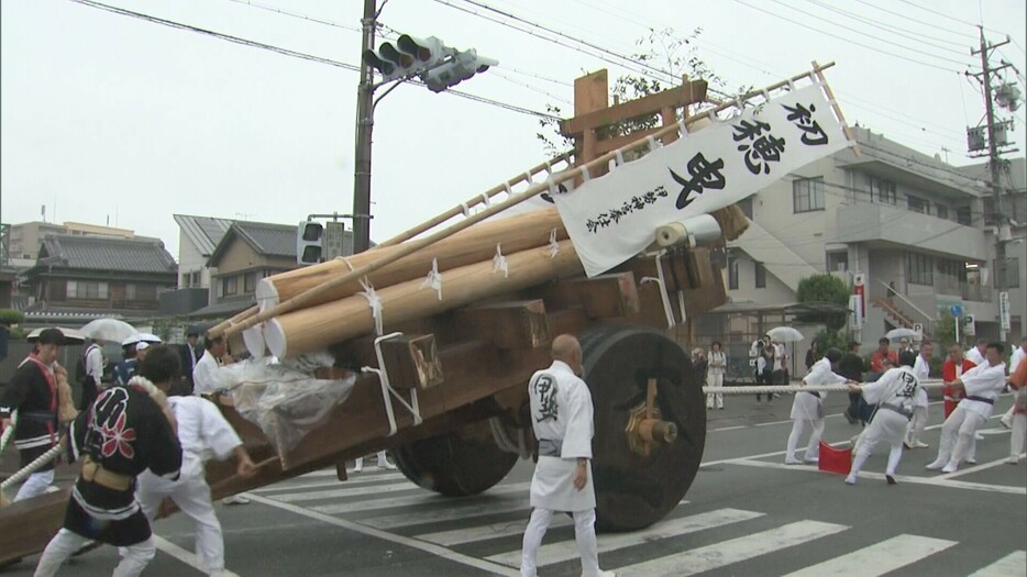 伊勢神宮に新米を奉納する「初穂曳」