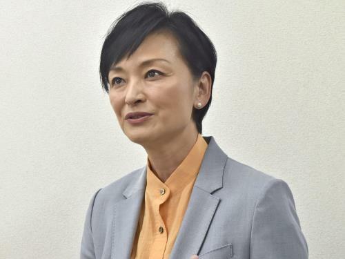 吉田晴美氏