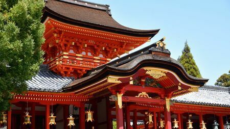 藤原行成ゆかりの石清水八幡宮（写真： terkey / PIXTA）