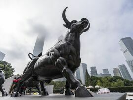 Pudong's Lujiazui Financial District in Shanghai. Photographer: Qilai Shen/Bloomberg