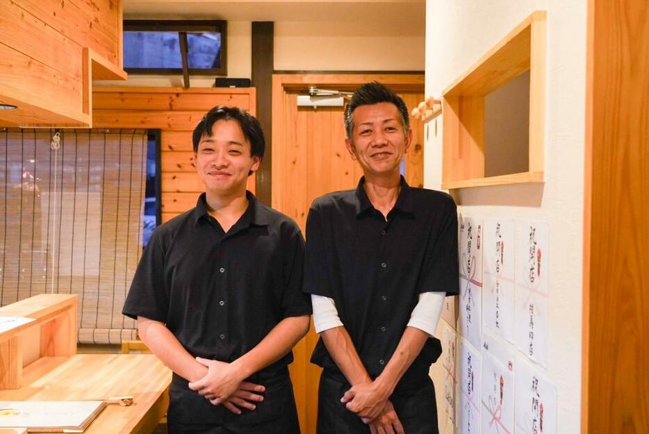 店長の箕田さんとスタッフの湯田さん（写真提供＝神無月提供）