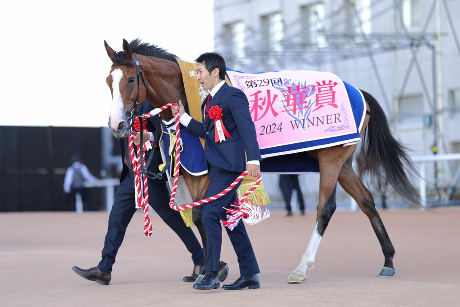 秋華賞を勝利したチェルヴィニア