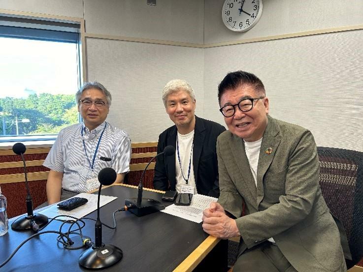 （左から）全国シルバー人材センター事業協会の土田浩史さん、生島勇輝、生島ヒロシ