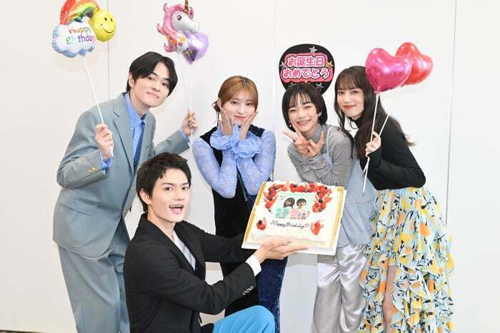 （左から）望月歩、佐野勇斗、吉川愛、見上愛、清原果耶（C）ABCテレビ