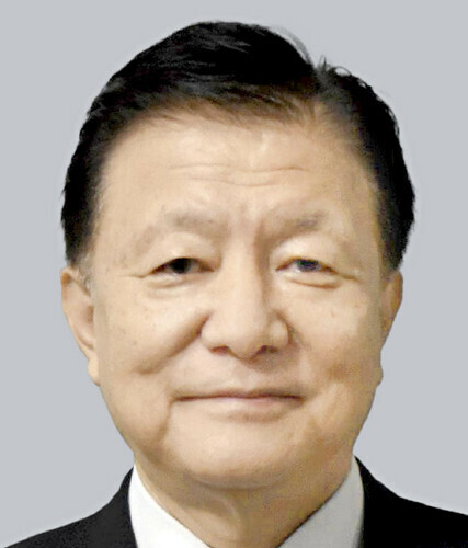 新藤義孝氏