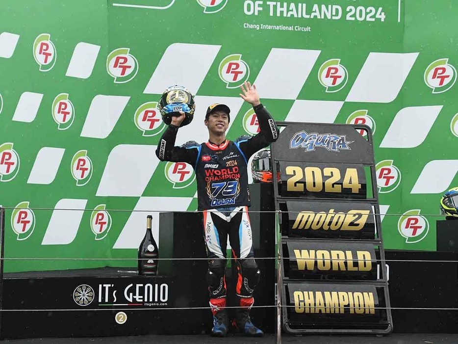 2024年シーズン、Moto2クラスのチャンピオンに輝いた小椋藍（MTヘルメット - MSI）(c)Eri Ito