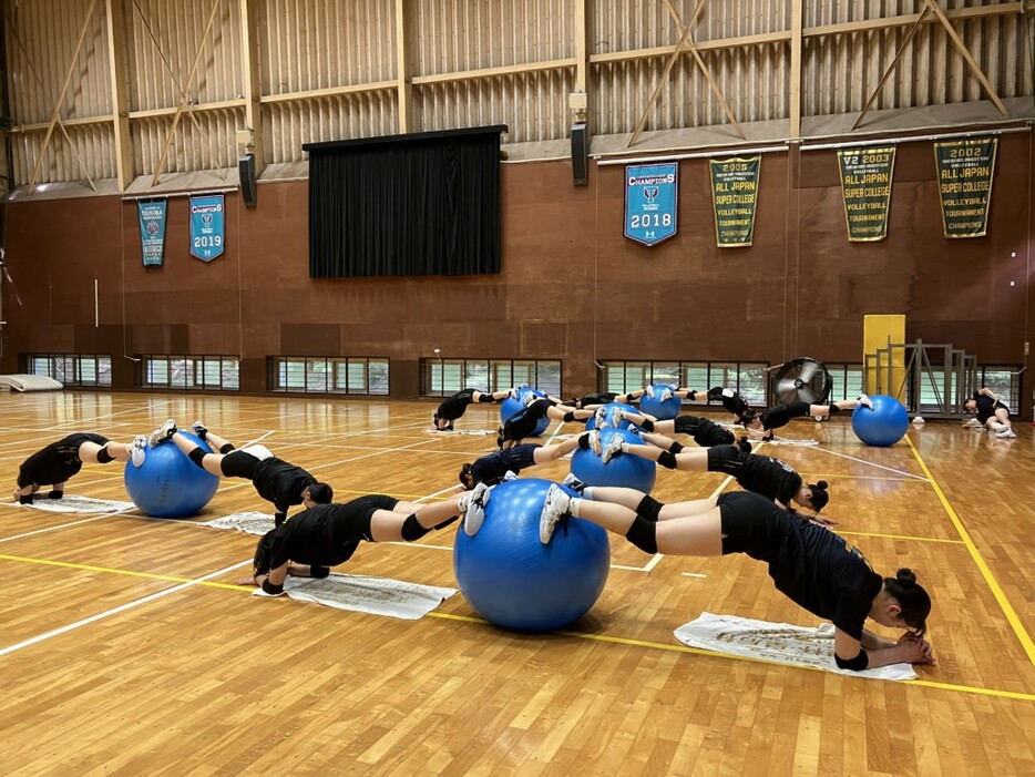 練習の量は落としつつも質を高めるなど、さまざまな工夫を行なって進化を目指す。