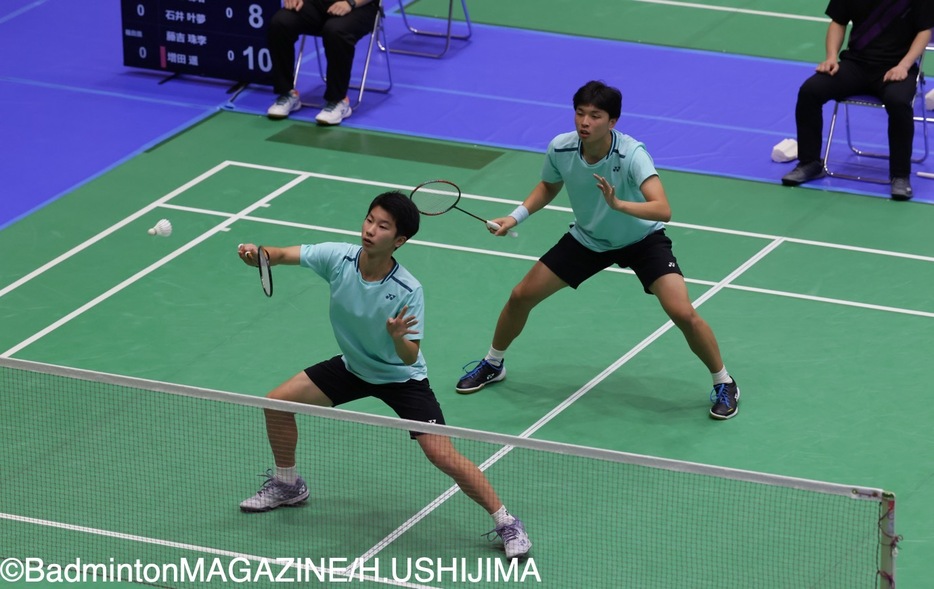 福島は決勝で、ふたば未来学園の先輩後輩ペア・藤吉珠李（右）／増田遥が先勝し、優勝を大きく引き寄せた