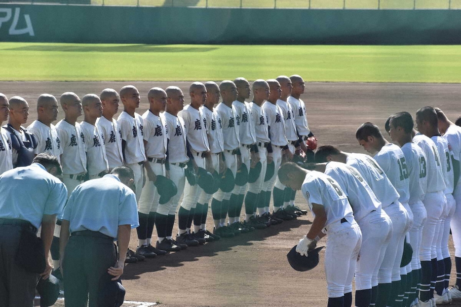 ＜鹿児島実・沖縄尚学＞晴天の中で継続試合は行われた