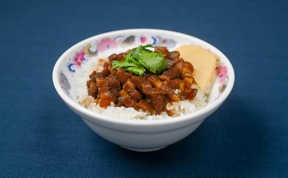 魯肉飯（ル―ローファン）