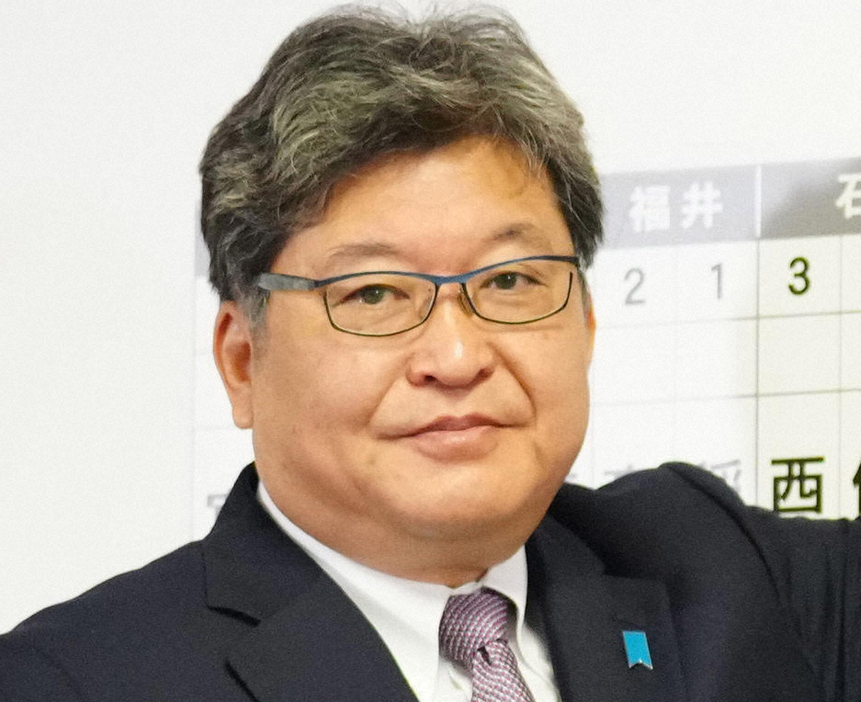 萩生田光一氏