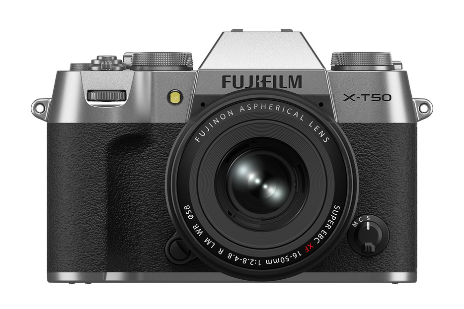 富士フイルム 「X-T50」（実勢価格：24万6400円前後 ※ボディ）